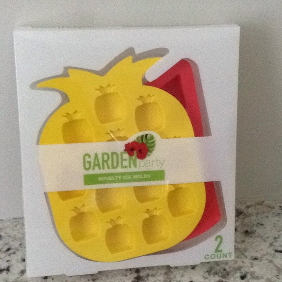 Fruit Novelty Ice Molds - Picture 3 of 4